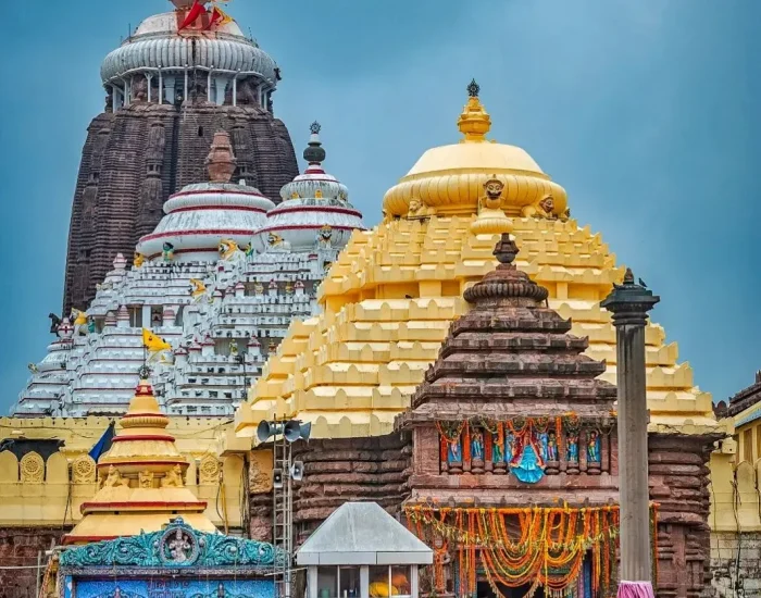Puri to Bhuneshwar  : Shri Hari Tour and Travels